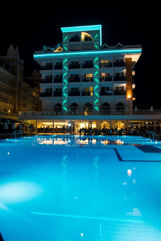 Palm World Side Resort & Spa Exterior foto